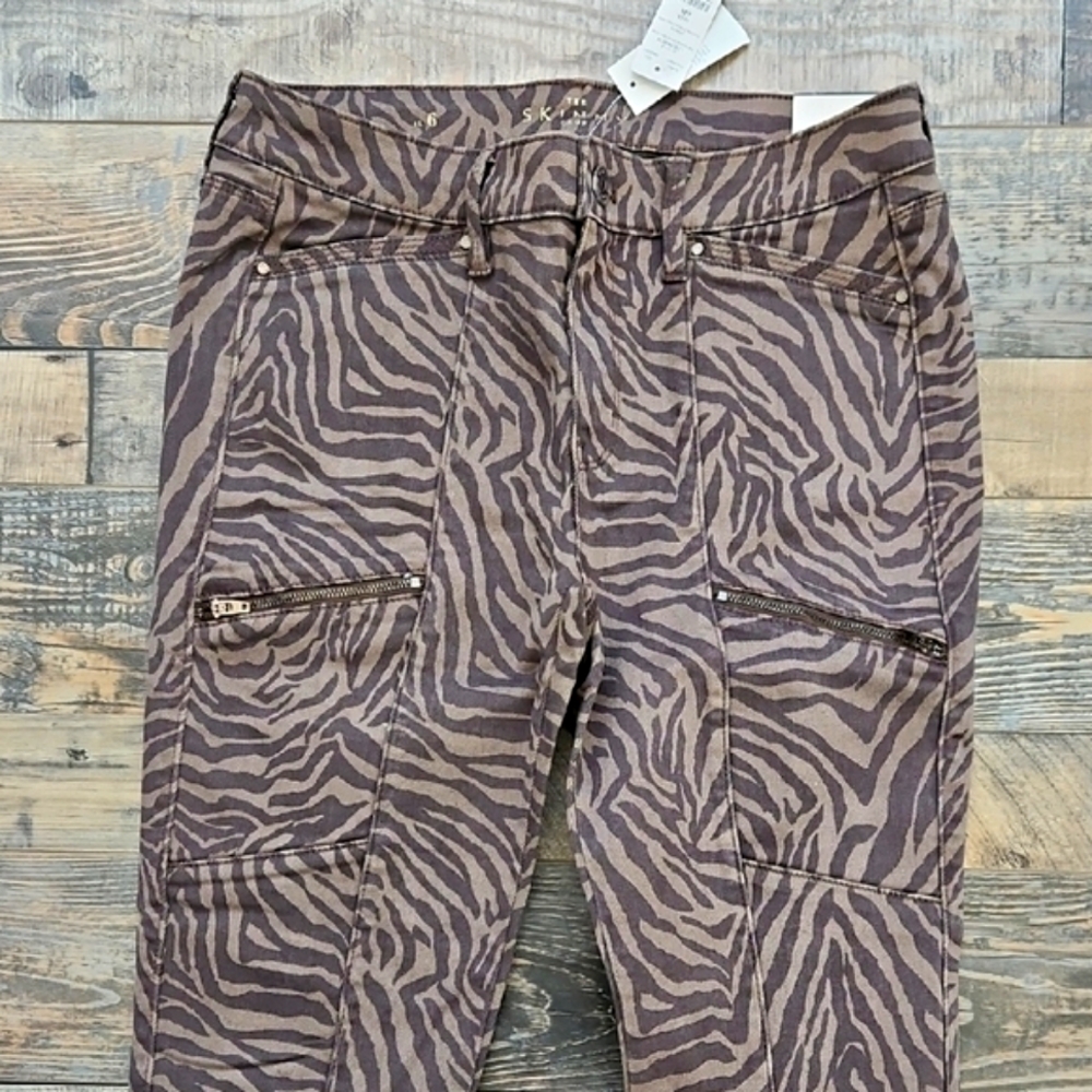 NWT White House Black Market Zebra Print Cropped Pants